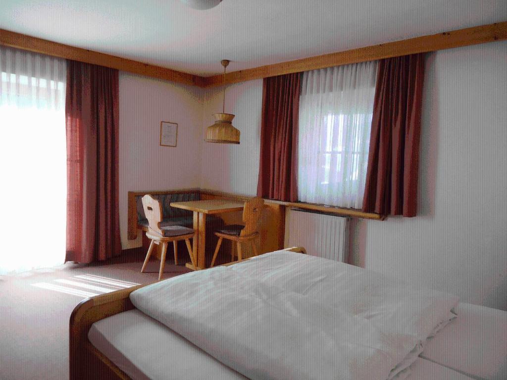 Landgasthof Dorferwirt Oberau Habitación foto